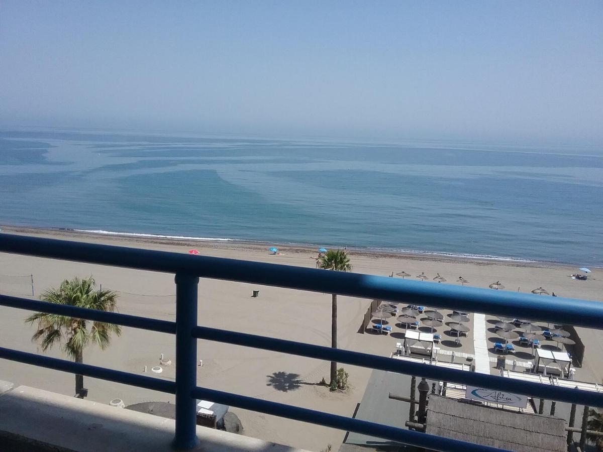 Apartamento Aguamarina 5C Primera Linea De Playa Estepona Luaran gambar