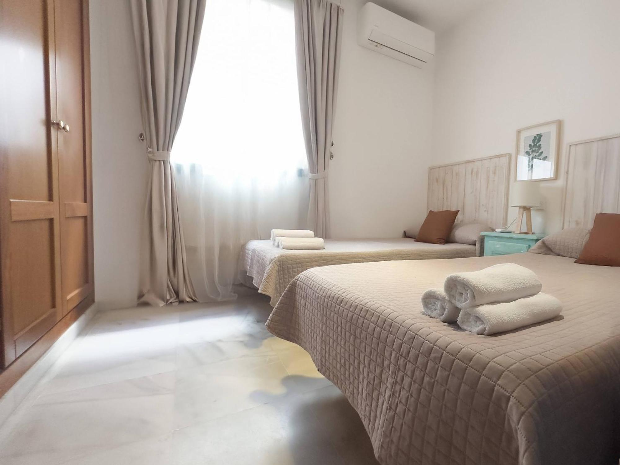 Apartamento Aguamarina 5C Primera Linea De Playa Estepona Luaran gambar