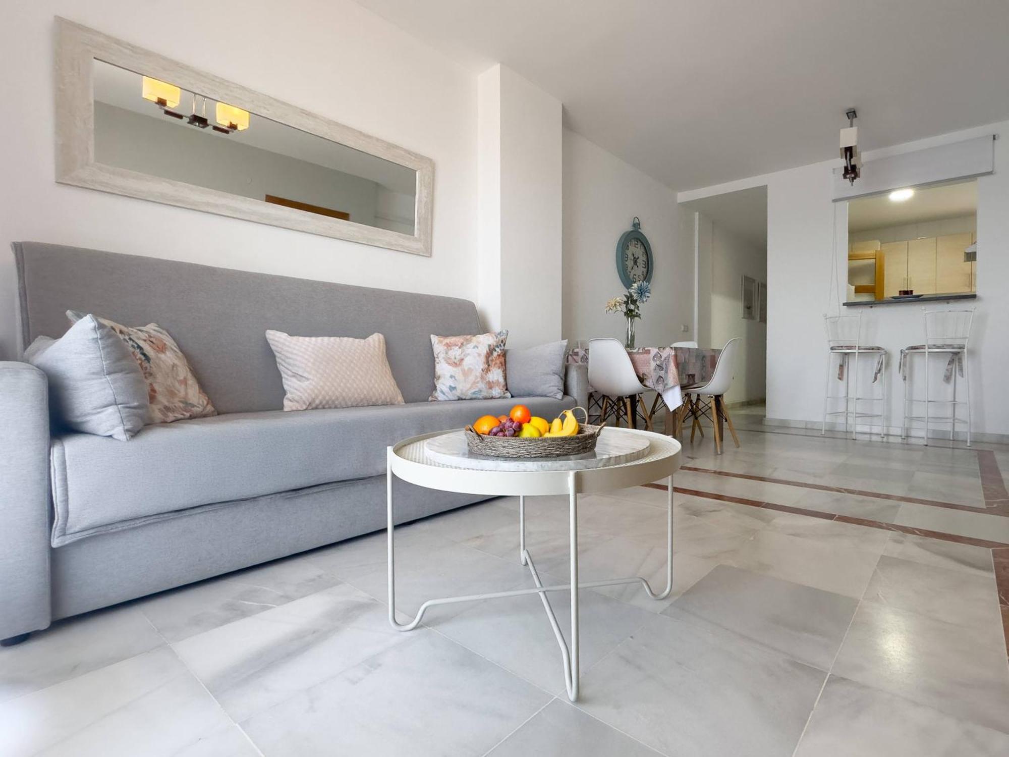 Apartamento Aguamarina 5C Primera Linea De Playa Estepona Luaran gambar